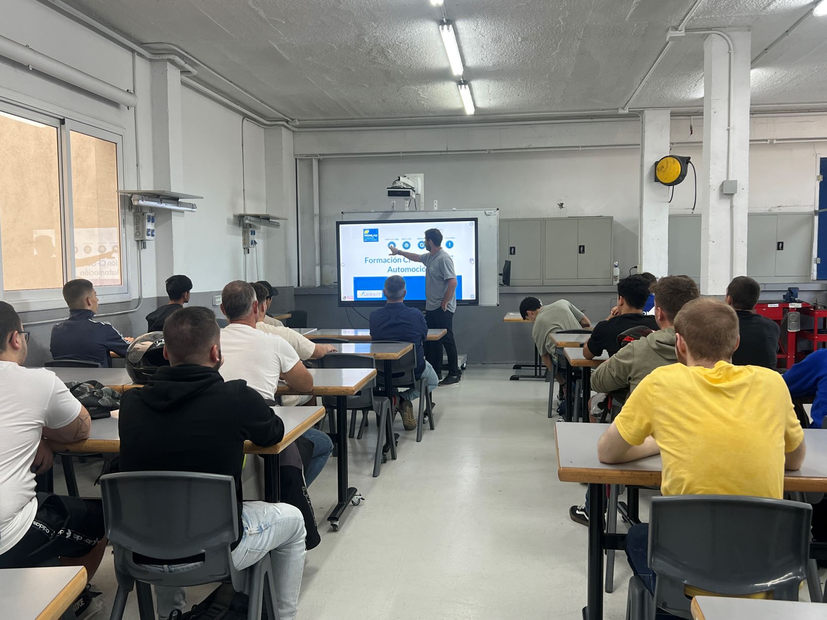 Estudiar Automoción Online 2 Postgrado en Técnicas Avanzadas de Carrocerías
