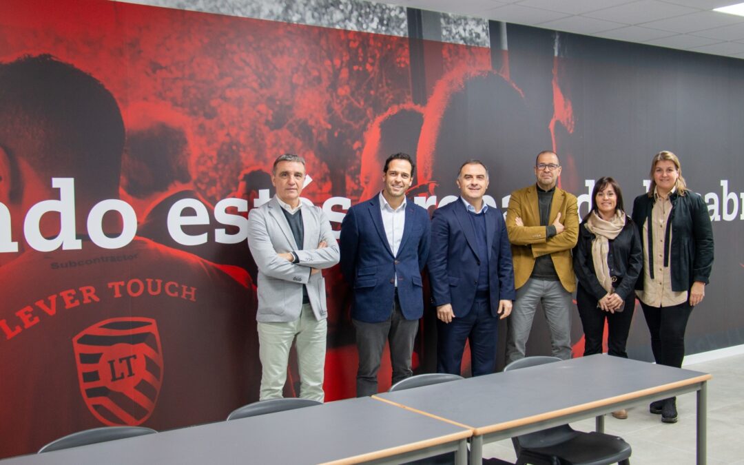 LeverTouch y Monlau refuerzan su compromiso con el futuro de la automoción