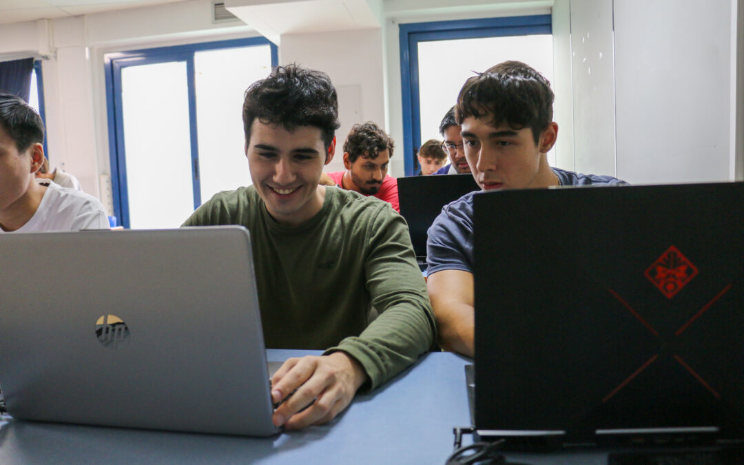 Top 5 lenguajes de programación que dominarán el mercado laboral