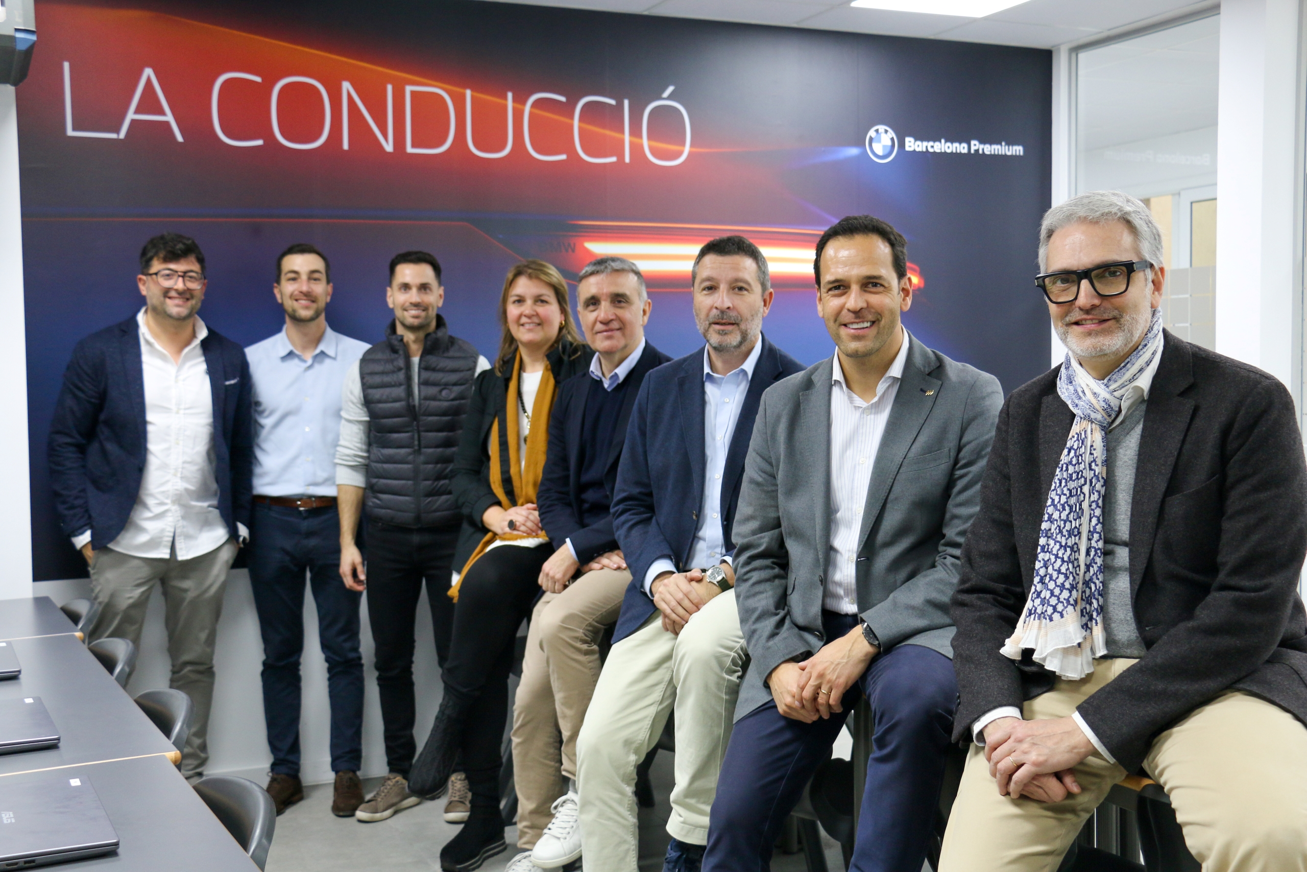Foto entre monlau y barcelona premium, acuerdo de colaboración