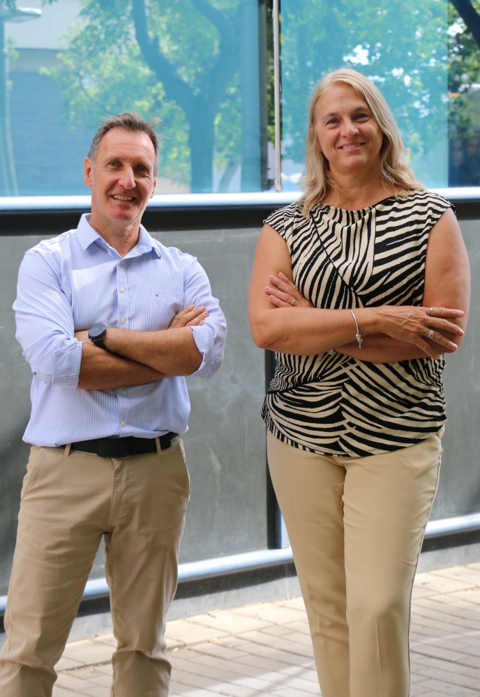 David Casanellas, Director de Empresa y Marketing junto a Paula Zanetti, Directora de Informática