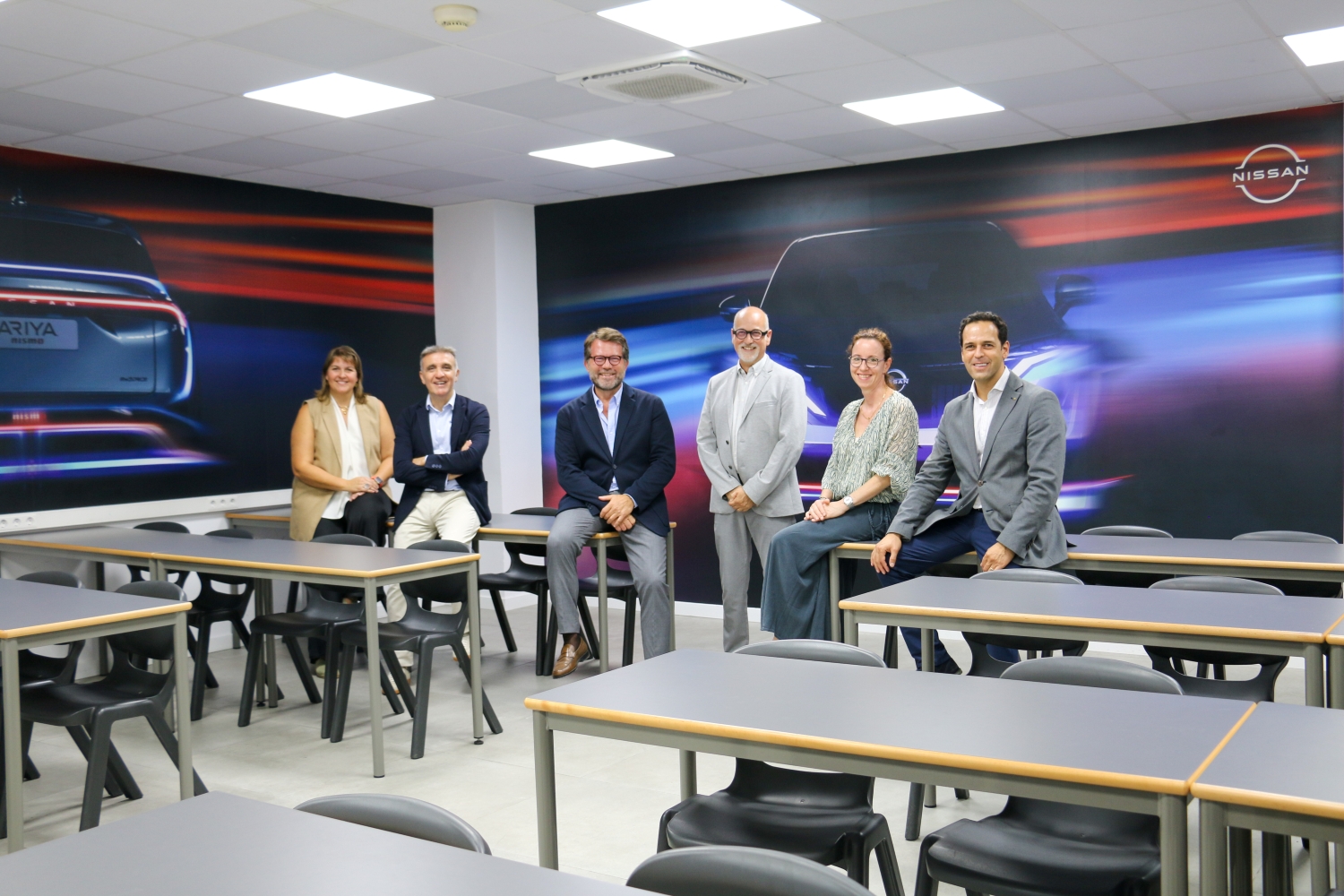 Nissan i Monlau impulsen l&apos;FP en Automoció amb vehicles d&apos;última generació